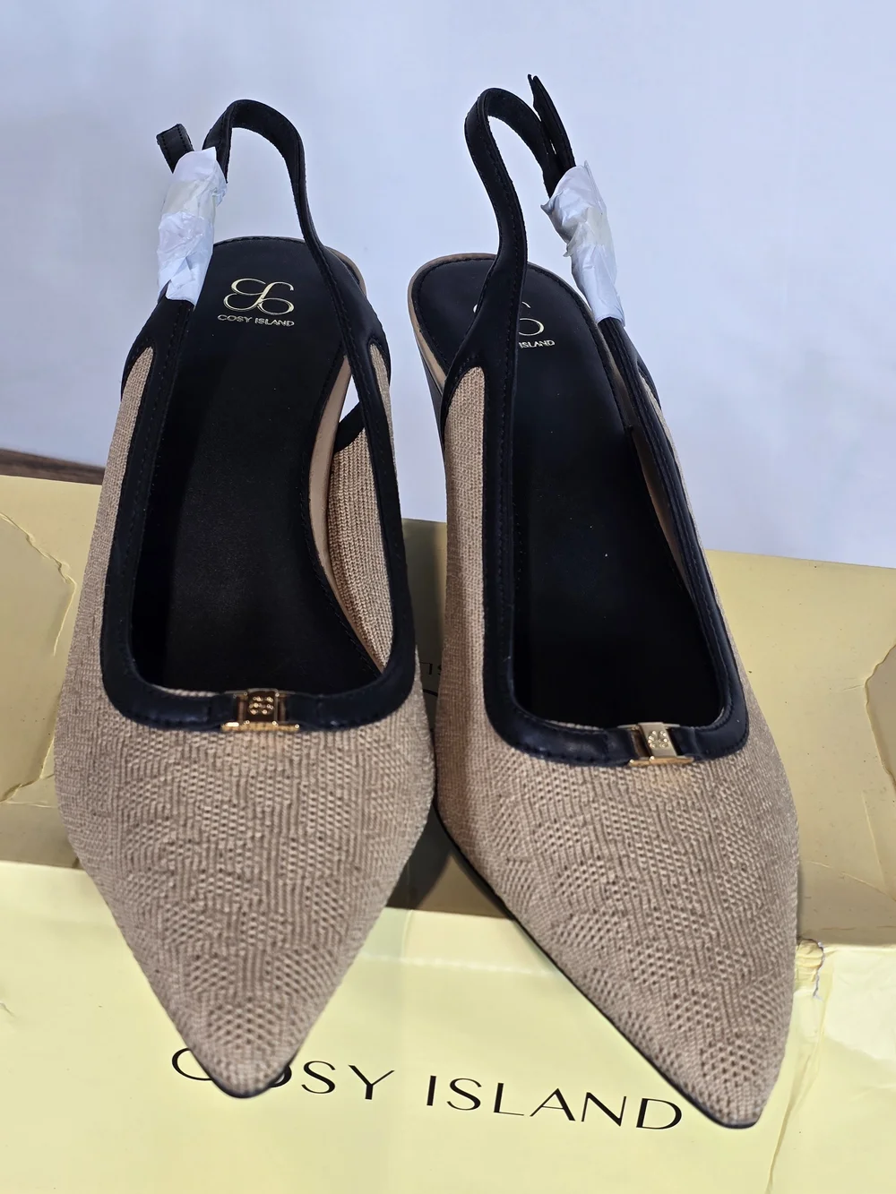 Cosy Island Beige Black Wedge Slingback Shoes Size 8.5